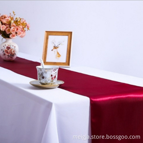 Tablecloths&chair covers for hotel restaurants and weddings